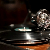 Phonograph cinemagraph