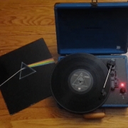 Pink Floyd - Dark side of the moon an a retro record player
