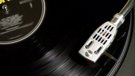 Parlophone vinyl spinning